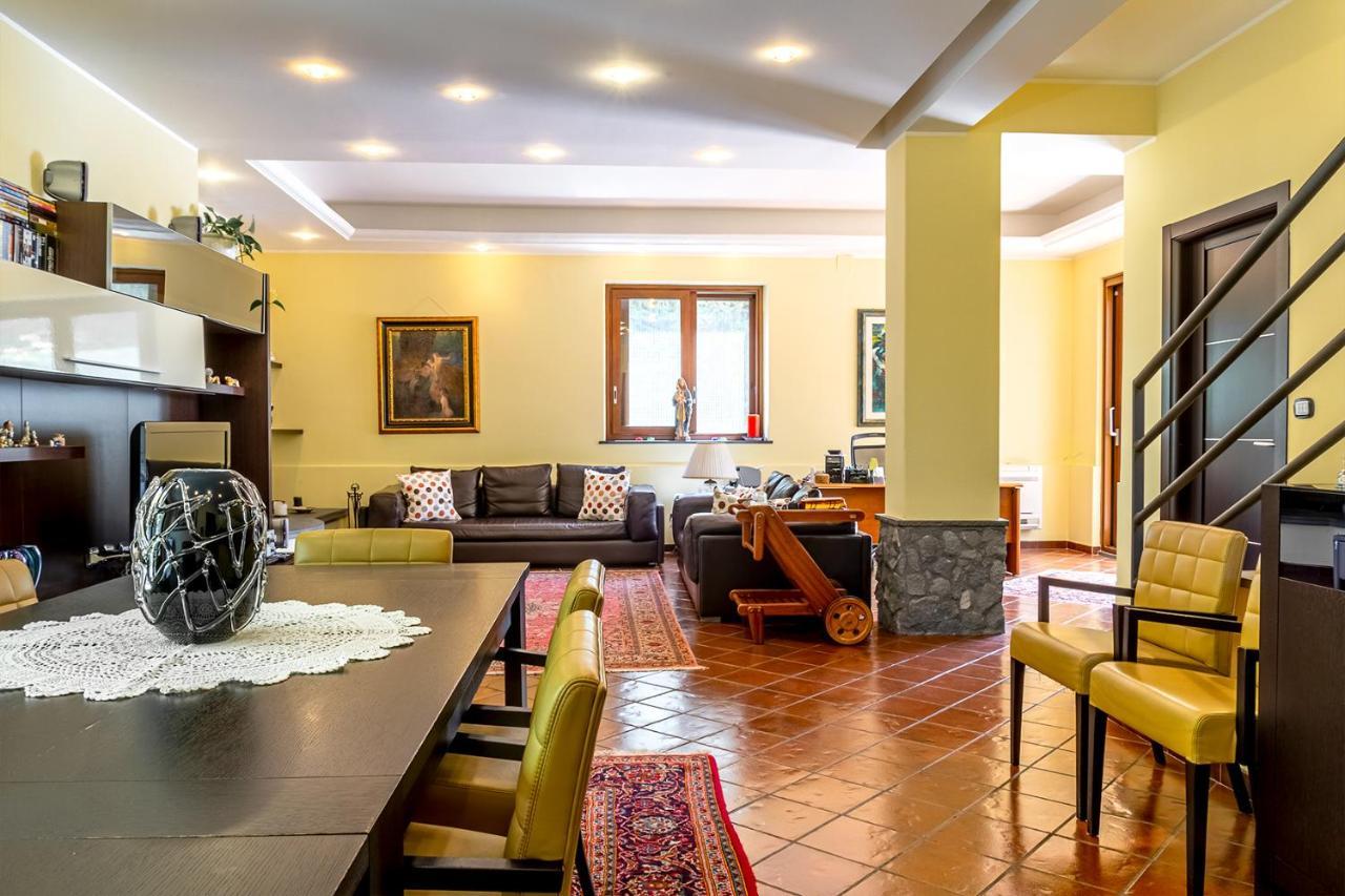 Villa Magdalena Aci SantʼAntonio Esterno foto