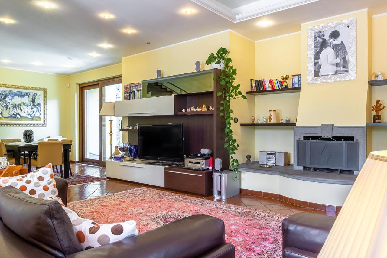 Villa Magdalena Aci SantʼAntonio Esterno foto